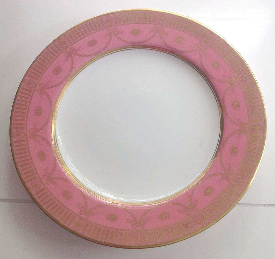 R6220 Dinner Plate by Spode-1