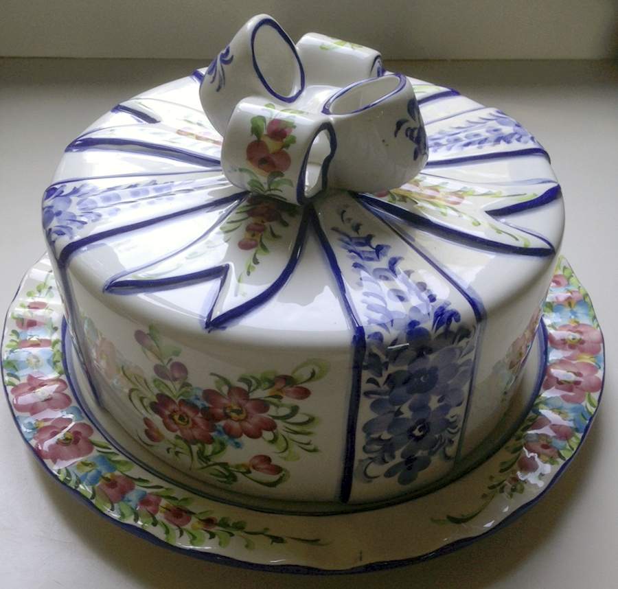 SAD115 Large Covered Cake Plate by Sadek-1