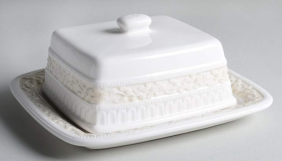 Lourdes Square Covered Butter by Signature-1