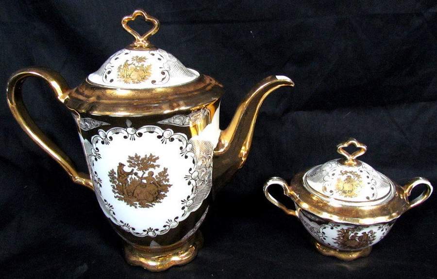 SLT485 Teapot & Lid by Seltmann-1