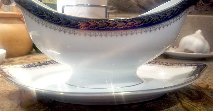 2766 Gravy Boat with Attached Underplate by Sommer & Matschak-1