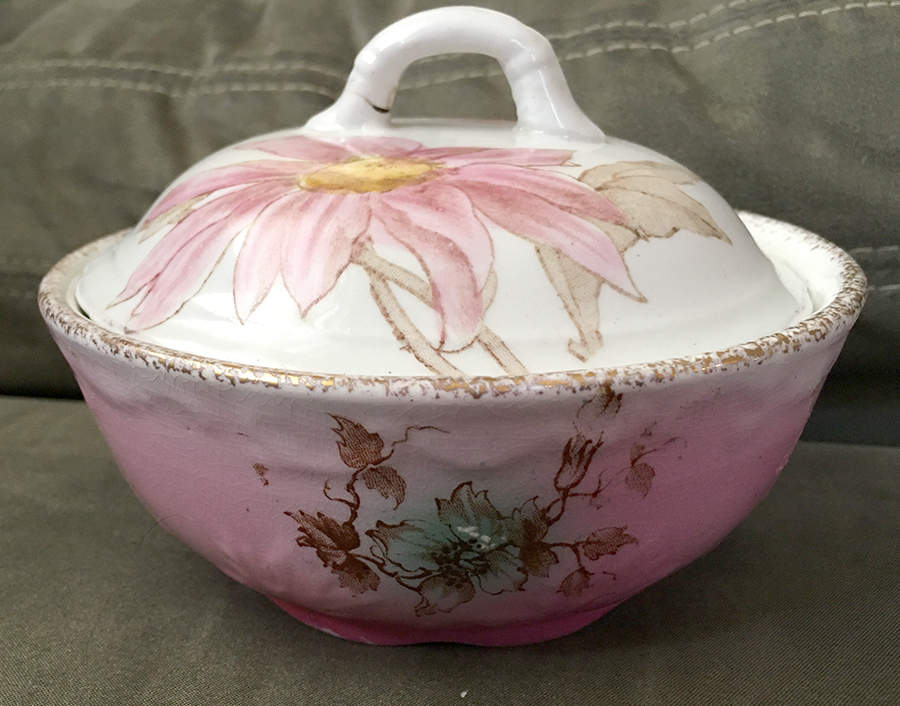 Buxton Powder Box with Lid by Samuel Ford-1