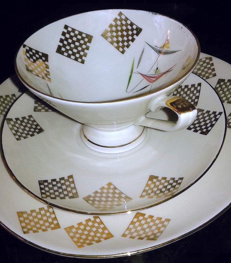 SLT506 Footed Cup & Saucer Set by Seltmann-1