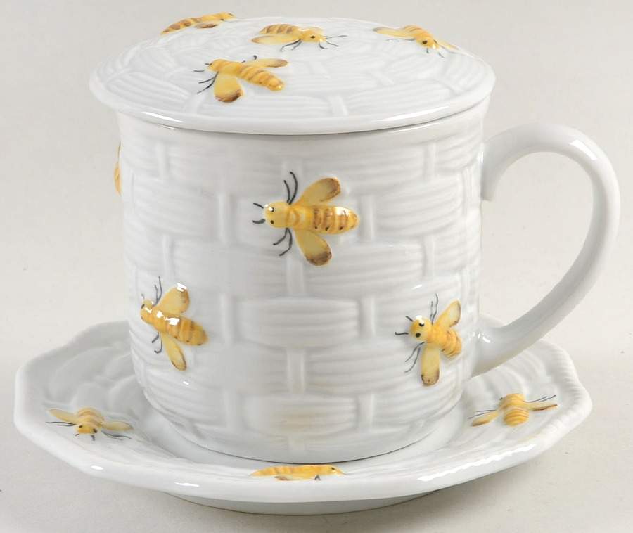 Bees Yellow Mug with Lid & Saucer by Sadek-1