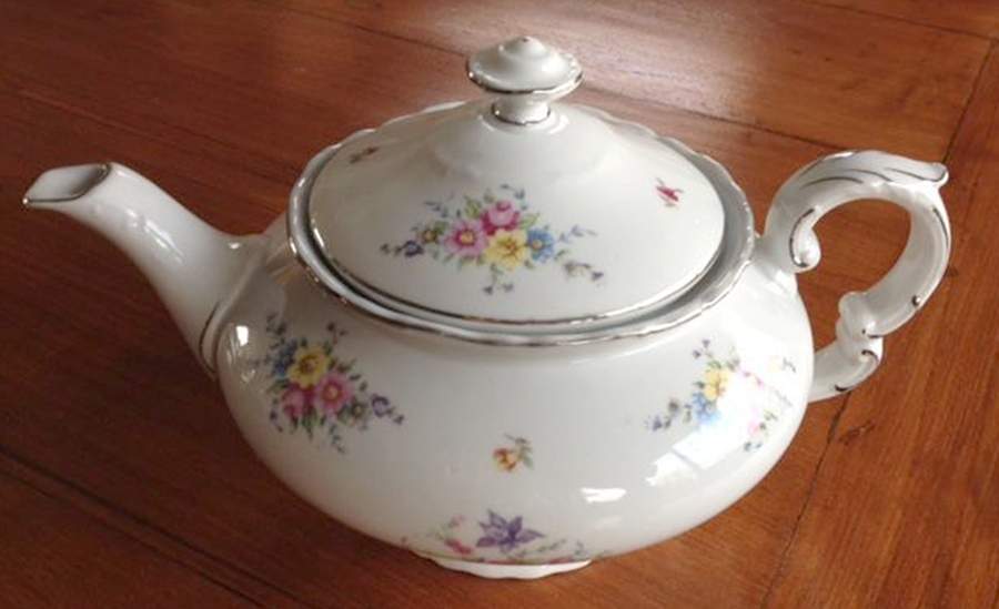 EPI466 Teapot & Lid by Epiag-1