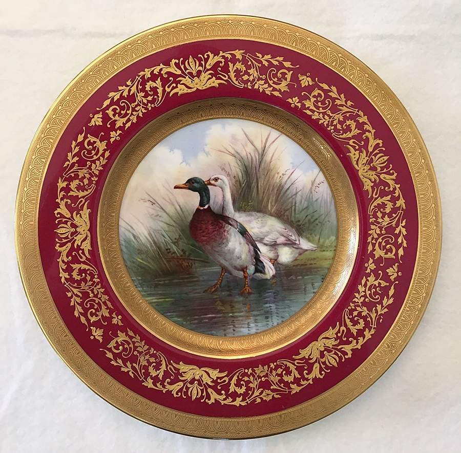 R9346 Dinner Plate by Spode-1