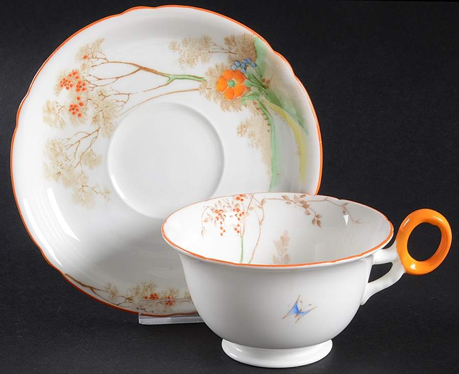 T07415 Footed Cup & Saucer Set by Shelley-1
