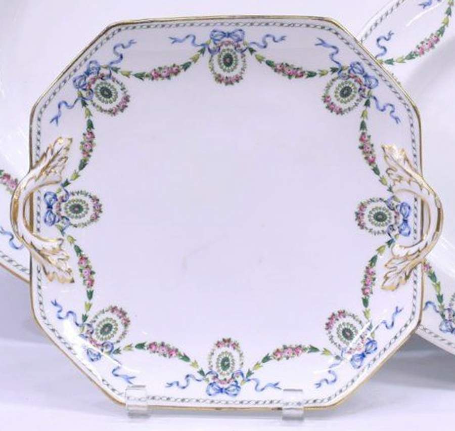 SP707 Handled Cake Plate by Spode-1