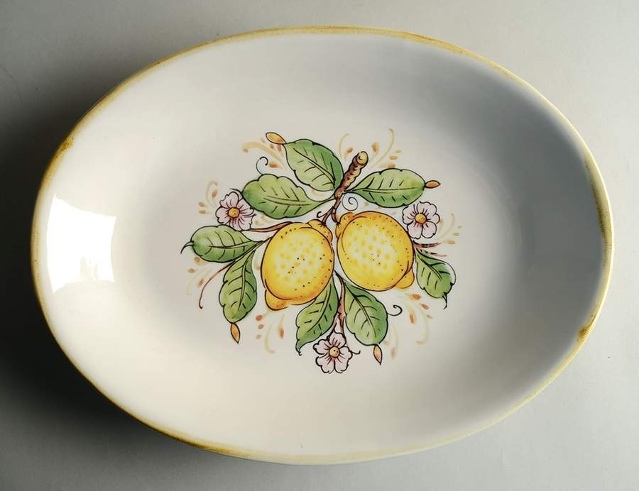 SBE21 15" Deep Oval Serving Platter by Sur La Table-1