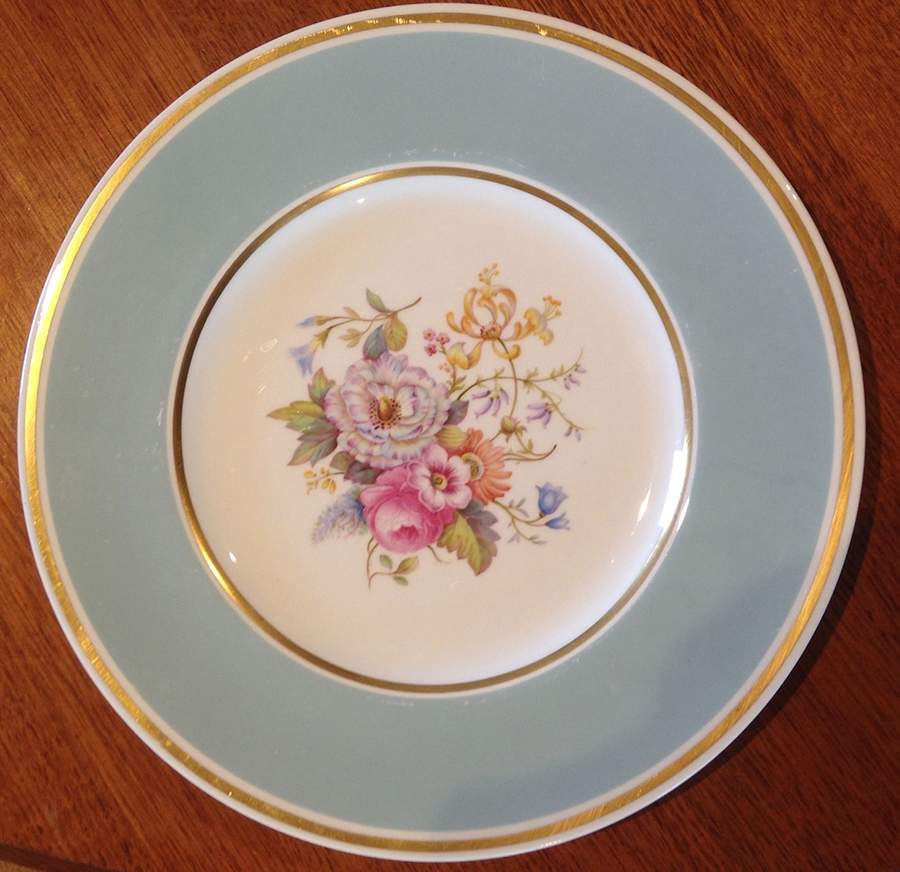 Y7435 Dinner Plate by Spode-1