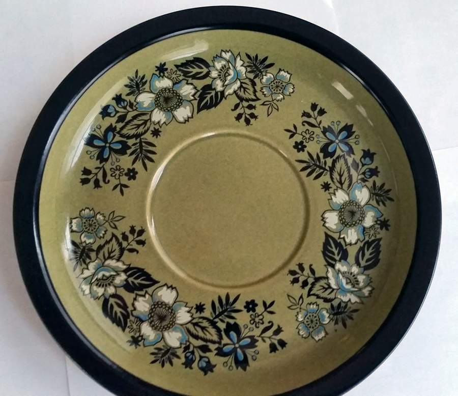 Modern Olive Saucer by Atelier Sone-1