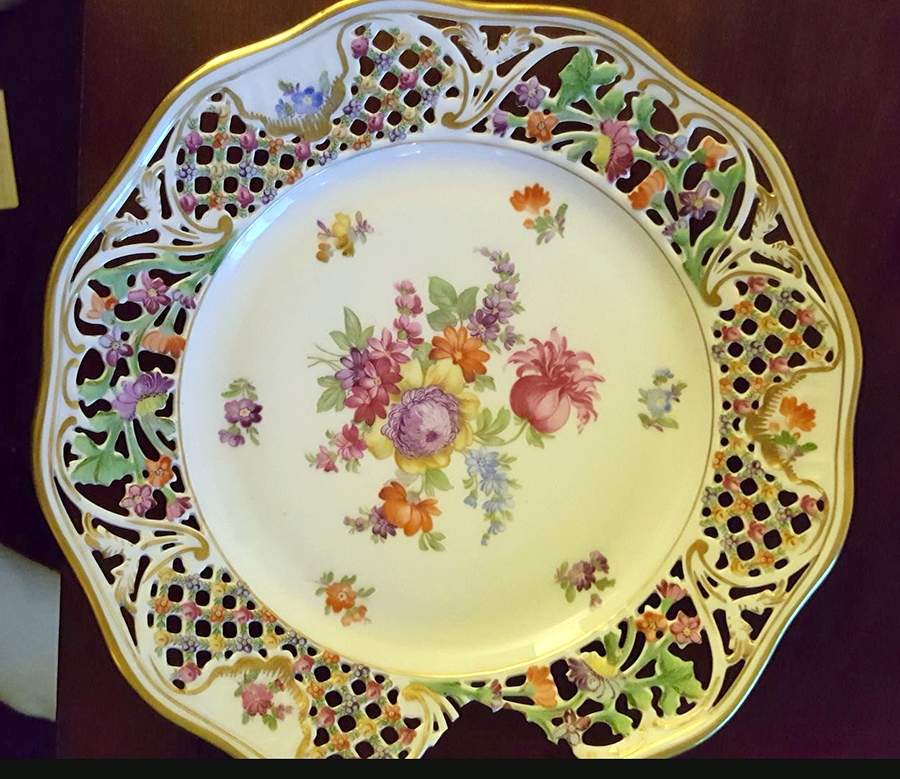 Vieux Meissen Luncheon Plate by Schumann - Bavaria-1