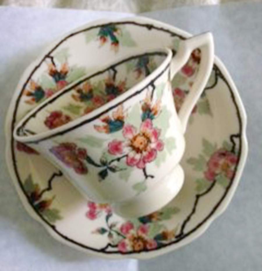 SY1229 Footed Cup & Saucer Set by Syracuse-1