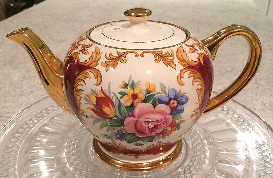 1834 Teapot & Lid by Sadler-1