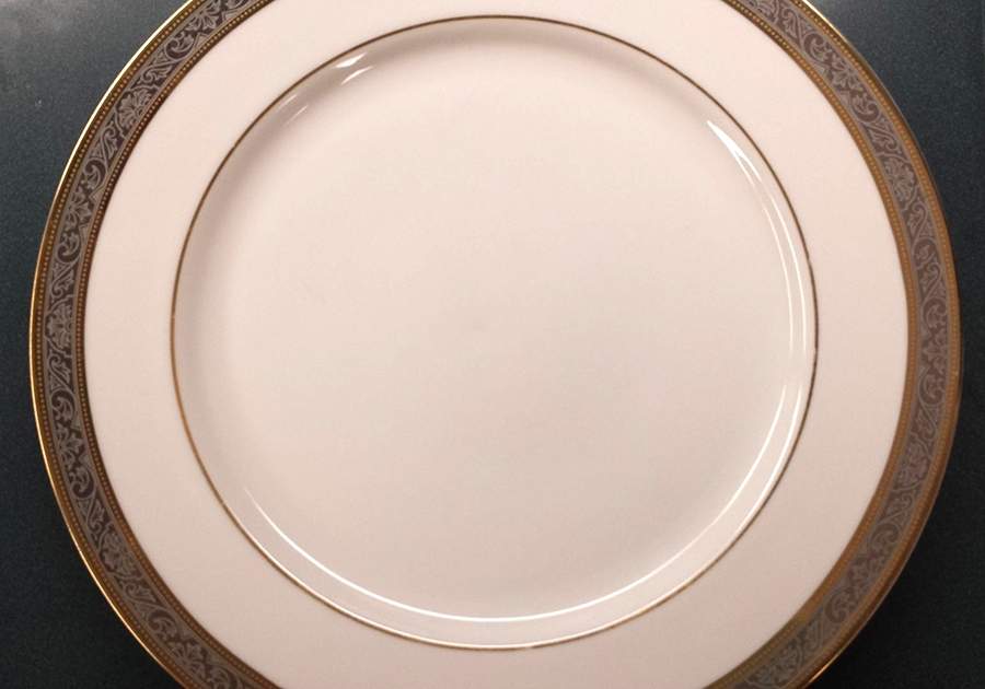 SKU4 Dinner Plate by Shinepukur Ceramics-1