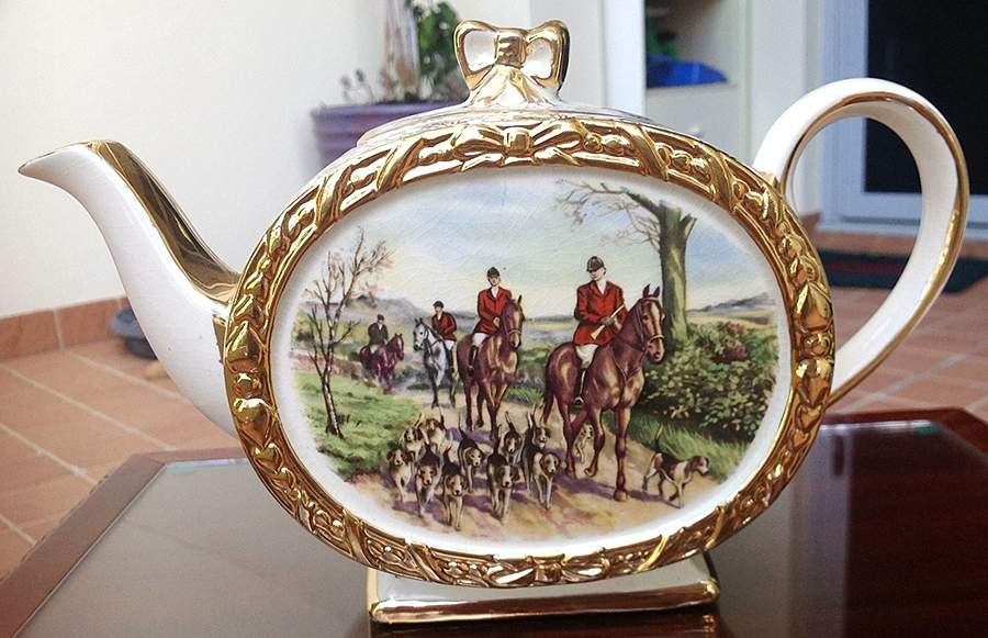 1763 Teapot & Lid by Sadek-1