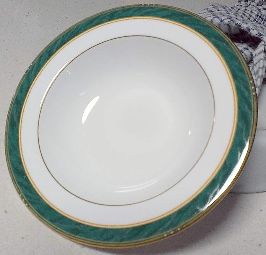 Pompei Green Dinner Plate by Sosume-1