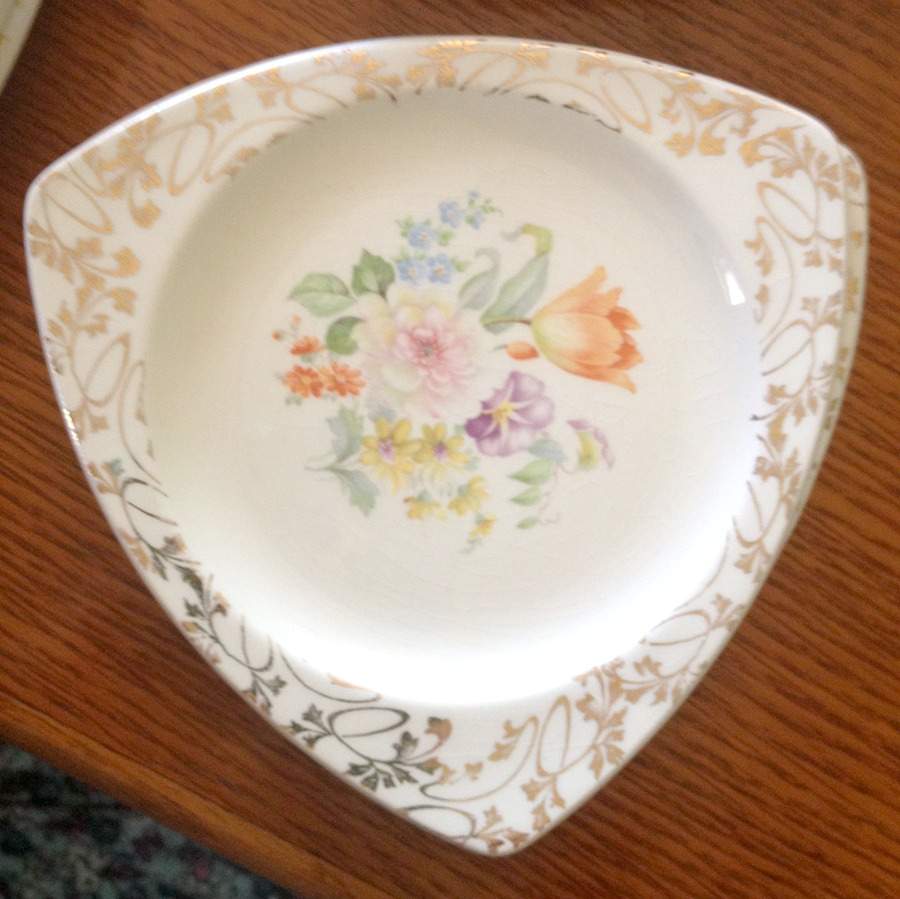 SLM444 Dinner Plate by Salem-1