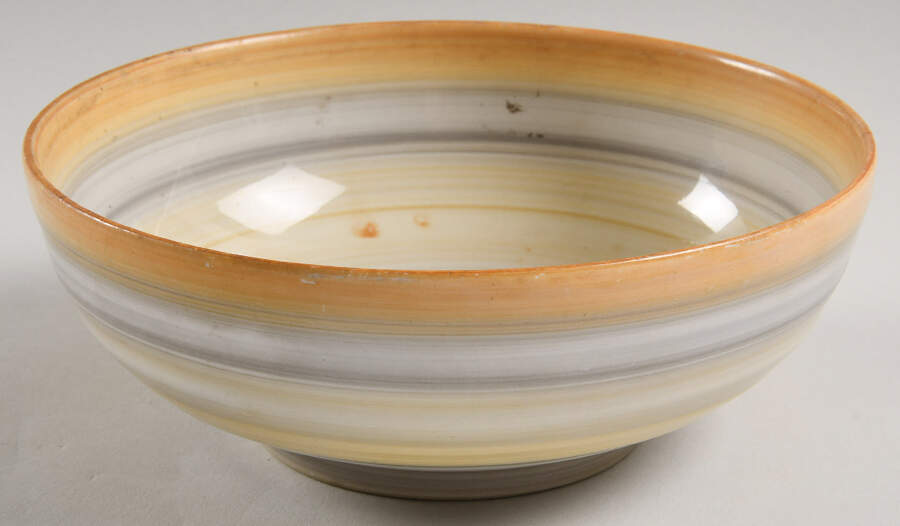 Harmony Artware 7" Round Bowl by Shelley-1