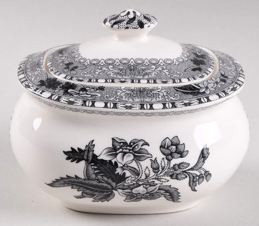 Heritage Collection Sugar Bowl & Lid by Spode-1