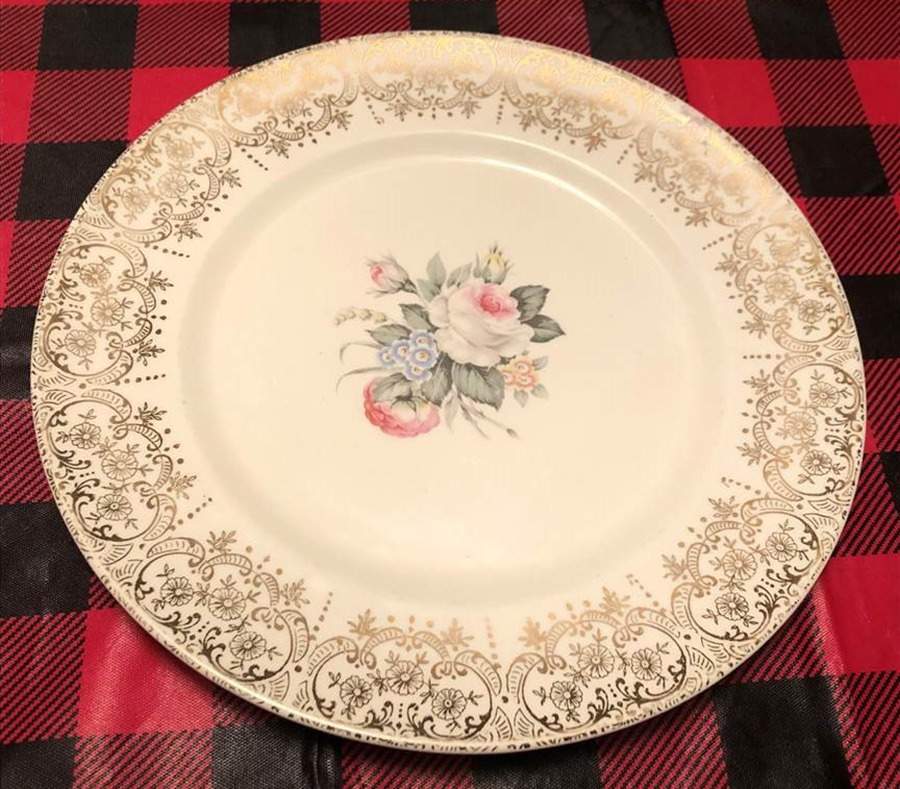 Golden Bouquet Dinner Plate by Salem-1