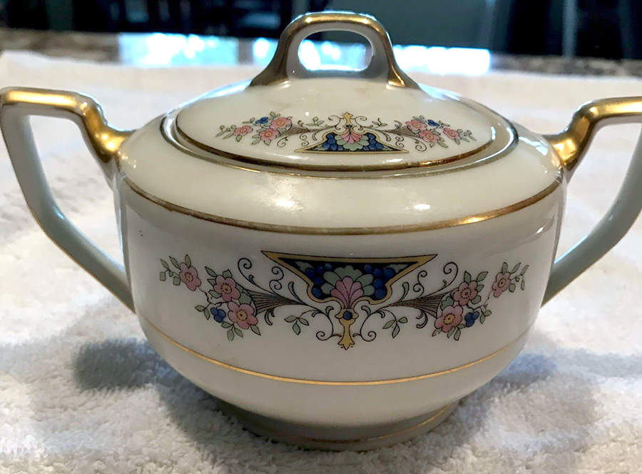 9943 Sugar Bowl & Lid by Scherzer-1