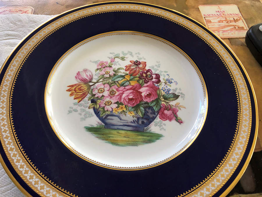 R8346 Dinner Plate by Spode-1