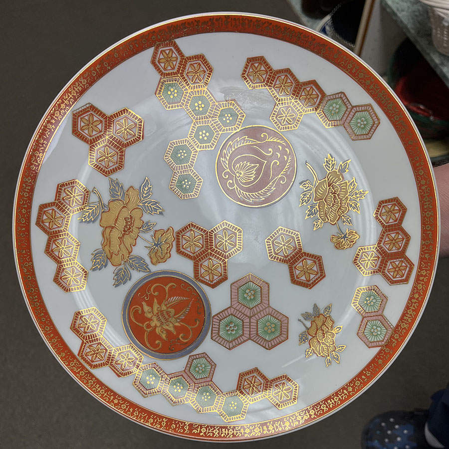 SAJ32 Dinner Plate by Saji-1