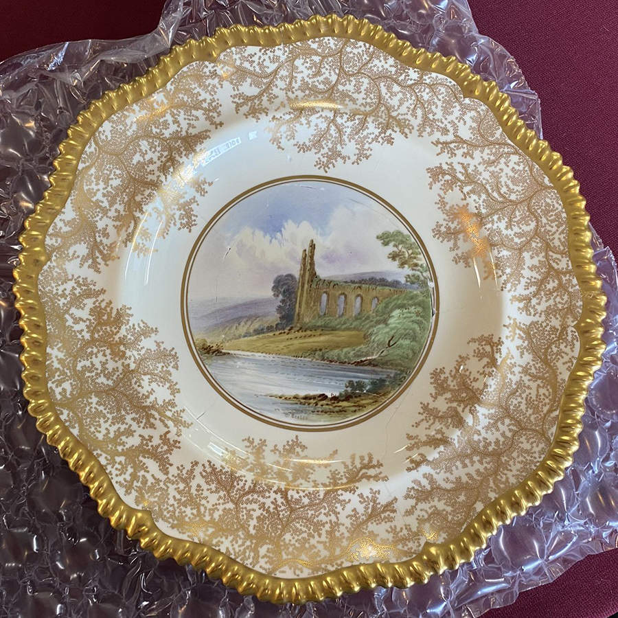 R9690 Dinner Plate by Spode-1
