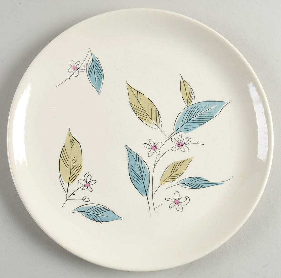 Royal Windsor Dinner Plate by Salem-1