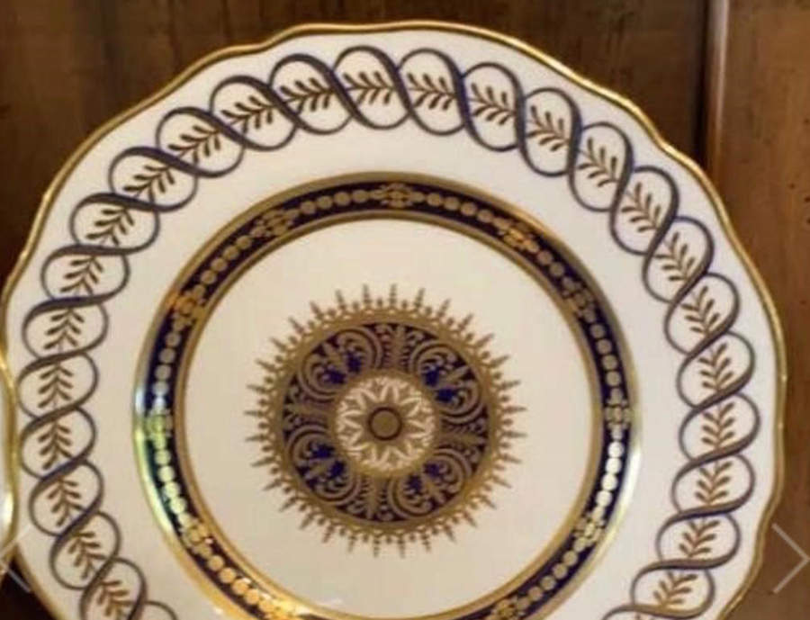 C1983 Dinner Plate by Spode-1