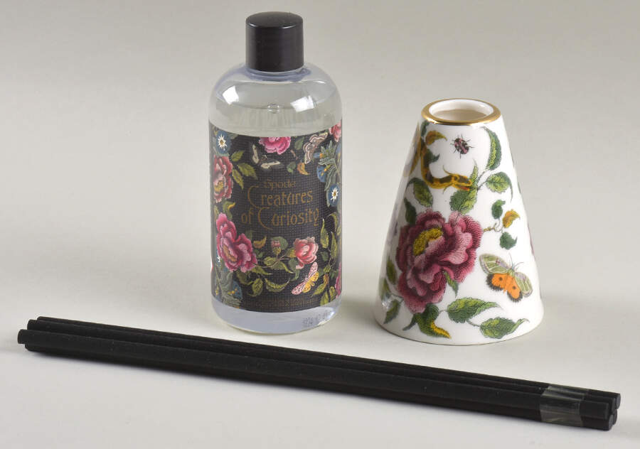 Creatures of Curiosity Oil Diffuser Set (Holder, Sticks & Fragrance Oil) by Spode-1