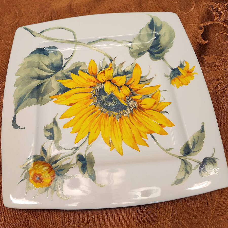 SBE28 Dinner Plate by Sur La Table-1
