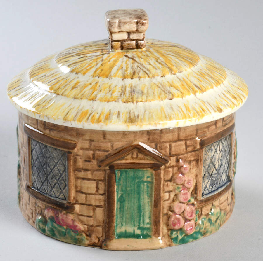 Croft 4" Round Box & Lid by Staffordshire-1