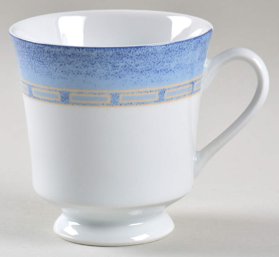 SHM32 Footed Cup by Schmidt (Brazil)-1