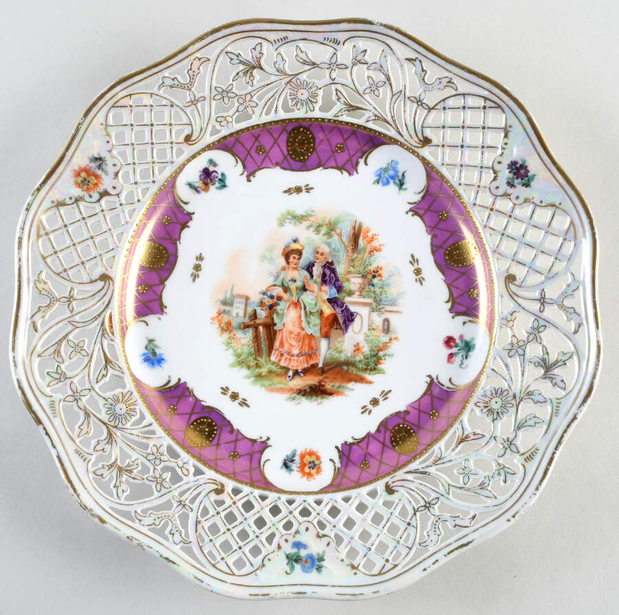 SCH821 Dinner Plate by Schumann - Bavaria-1