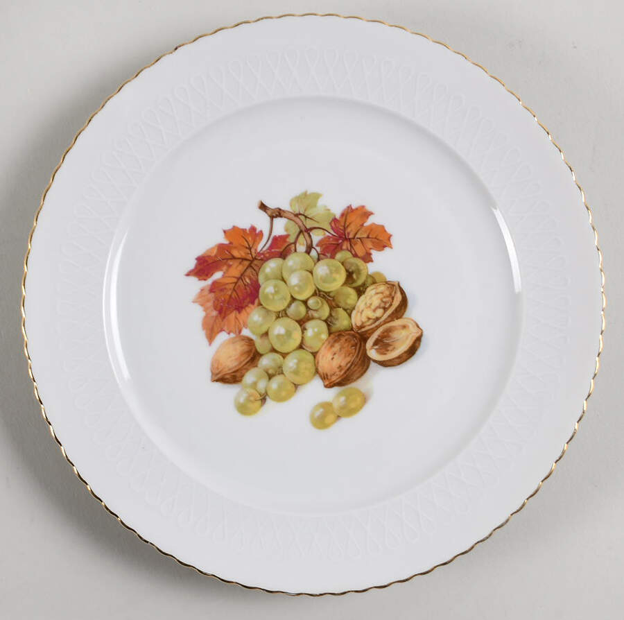 SLT548 Salad Plate by Seltmann-1