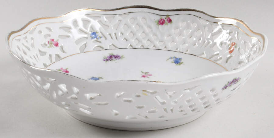 SCH823 9" Pierced Round Bowl by Schumann - Bavaria-1