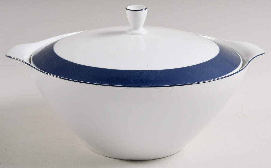 SLT551 Round Covered Vegetable by Seltmann-1