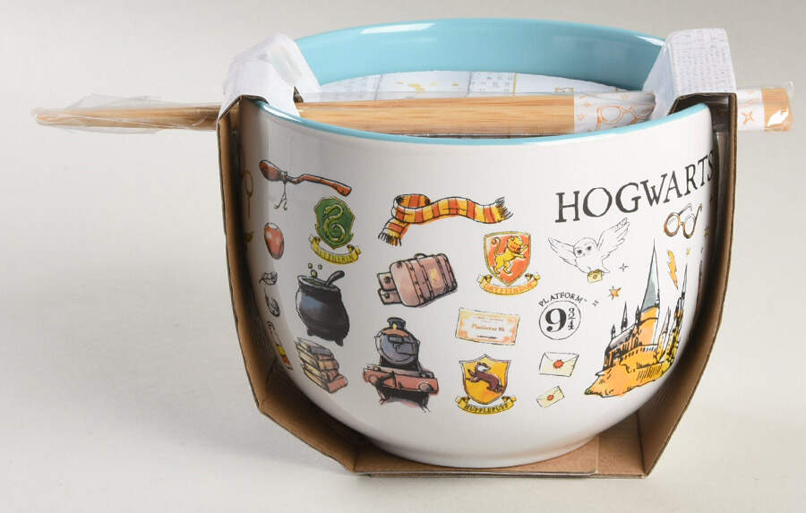 Harry Potter Noodle Bowl & Chopsticks Set by Silver Buffalo-1