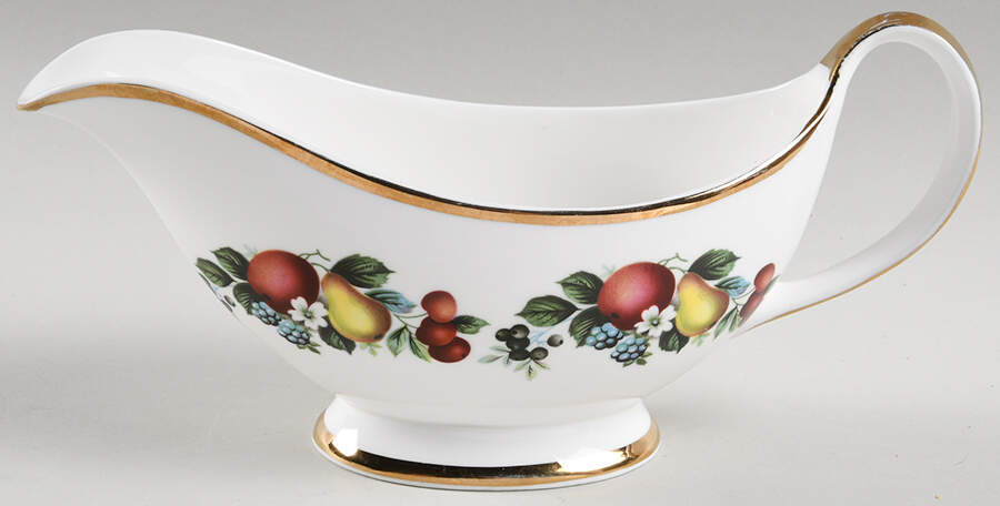 SRD3 Gravy Boat by Sheriden (England)-1