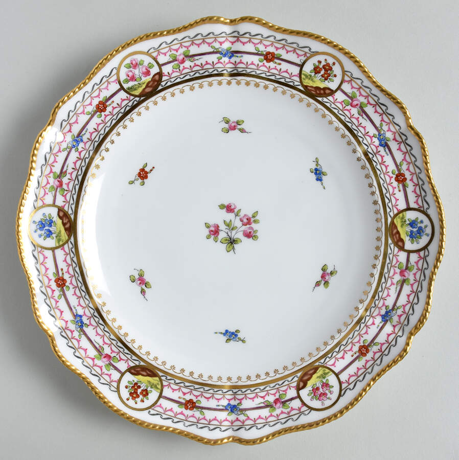 SP941 Luncheon Plate by Spode-1