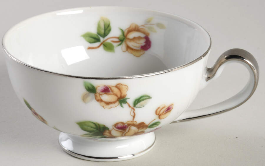 520 (Coupe) Footed Cup by Seyei Toki Co-1