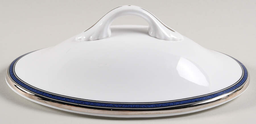 Lausanne Platinum Lid for Oval Vegetable by Spode-1