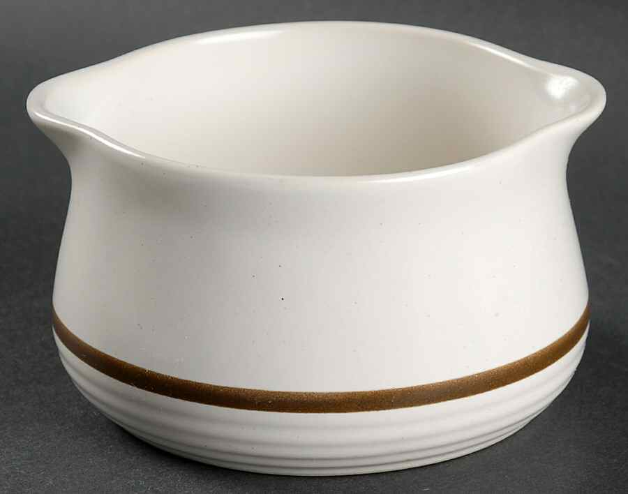 Chestnut Gravy Boat by Town & Country-1