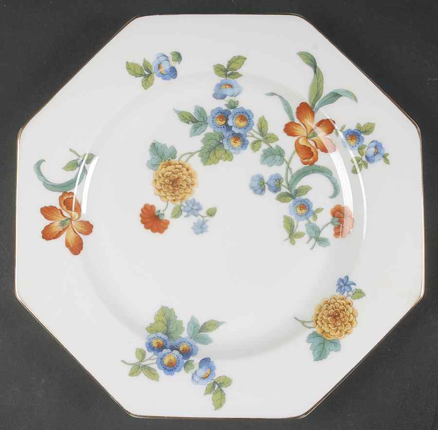 3770 Octagonal Luncheon Plate by Thomas-1