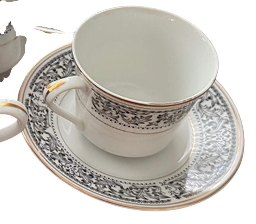 Brocade Flat Cup & Saucer Set by Taihei-1