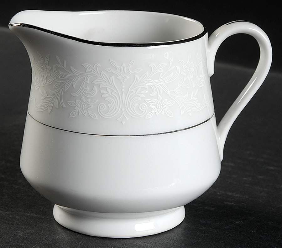 Lace Creamer by Taihei-1