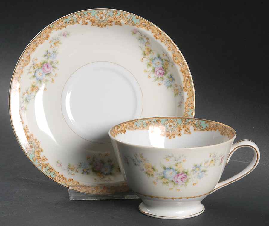 YAM50 Footed Cup & Saucer Set by Yamaka-1