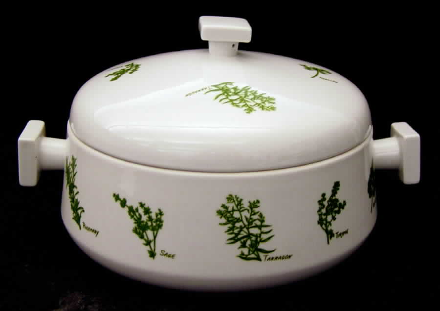 Herb Garden 3 Quart Round Covered Casserole by Taste Setter-1